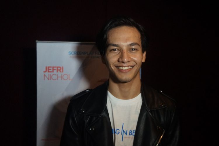 Aktor muda Jefri Nichol saat ditemui dalam promosi film Something in Between di kawasan Blok M, Jakarta Selatan, Kamis (27/9/2018).