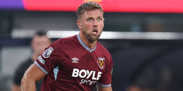 Penyerang West Ham United, Niclas Fuellkrug, beraksi pada laga Premier League Summer Series. 