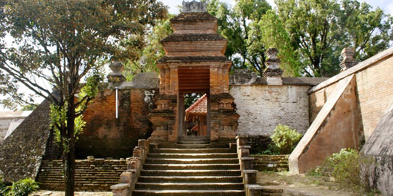 Penyebab Runtuhnya Kerajaan Mataram Islam