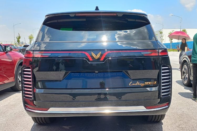 Lac Hong 900 LX, mobil anti-peluru buatan VinFast