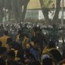 Demo Tolak Kenaikan BBM di Palembang Ricuh, Polisi Tembakan Gas Air Mata hingga 