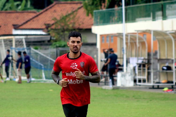 Pemain Bali United, Stefano Lilipaly.