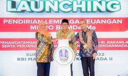 Selamatkan Aset UPK Eks PNPM-MPd Rp 1,6 Triliun, Khofifah Dapat Penghargaan dari Kemendesa PDTT