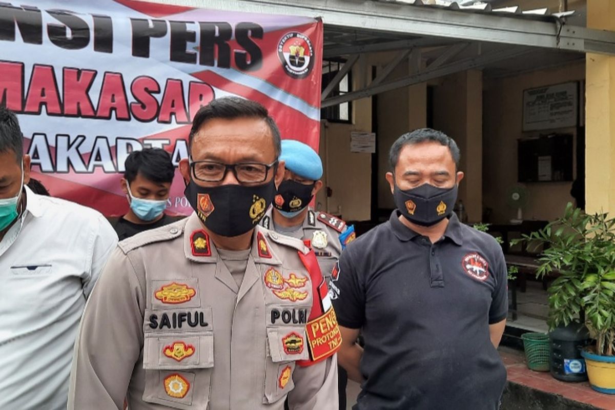 Kapolsek Makasar Kompol Saiful Anwar memberikan keterangan pers di Makasar, Rabu (16/12/2020)