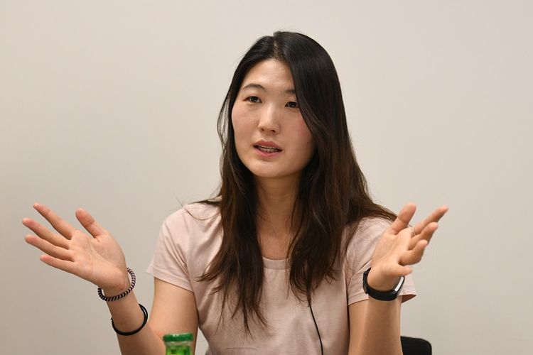 Foto ini diambil pada 29 Mei 2018 ketika mantan petenis Korea Selatan Kim Eun-hee diwawancarai AFO di Seoul. 