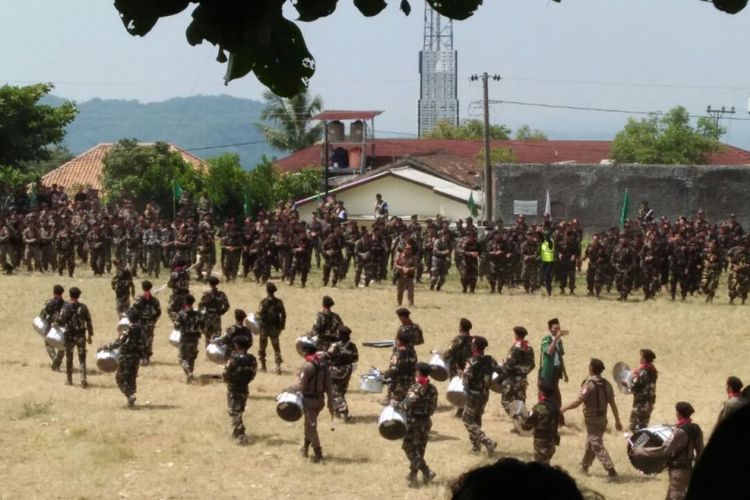 Banser GP Ansor Kabupaten Semarang dalam sebuah apel kebangsaan di Bandungan, Minggu (13/5/2018).