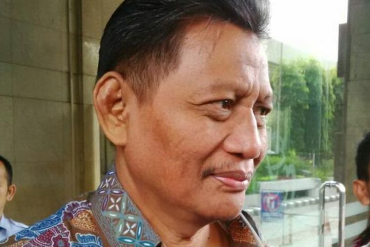 Ketua Bantuan Hukum FPI Sugito Atmo Pawiro mendampingi pemeriksaan saksi ahli yang diajukan FPI di Bareskrim Polri, Jakarta, Kamis (3/11/2016).