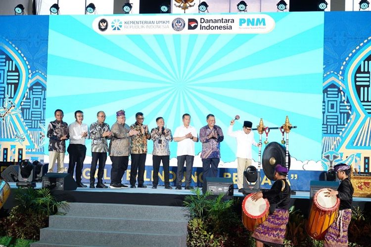 PNM Perkuat Komitmen Pemberdayaan UMKM lewat Festival Usaha Mikro di NTB