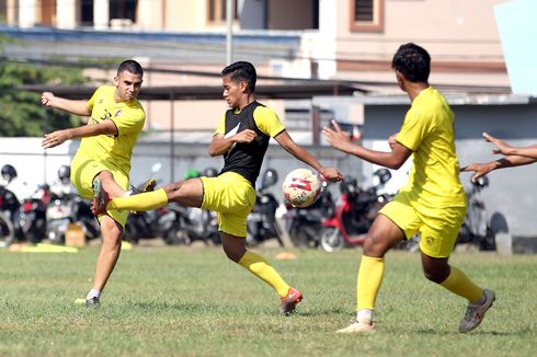 Penjelasan Arema FC soal Duduk Perkara Kontrak Elias Alderete