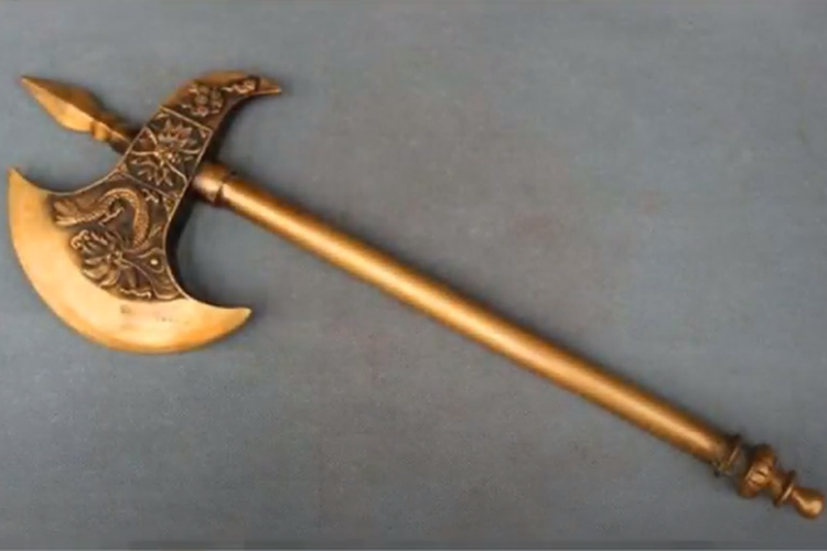 [Tangkapan Layar] senjata tradisional Bali, Kandik 
