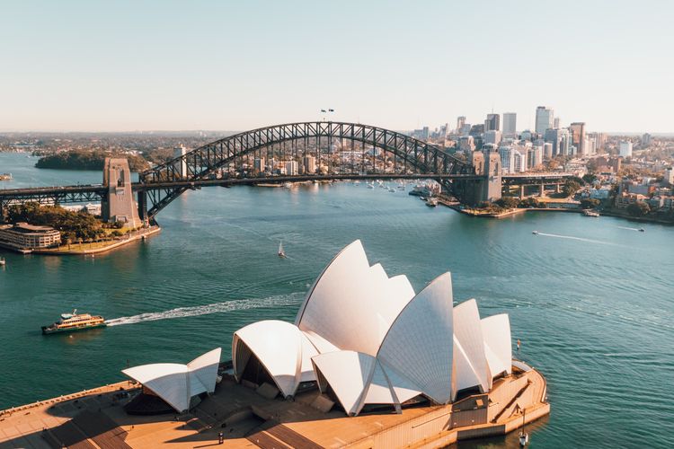Ilustrasi Sydney Opera House di Australia. Visa adalah salah satu dokumen yang dibutuhkan untuk masuk ke Australia.