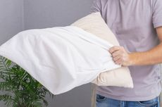 3 Cara Membersihkan Bantal Tanpa Mencucinya