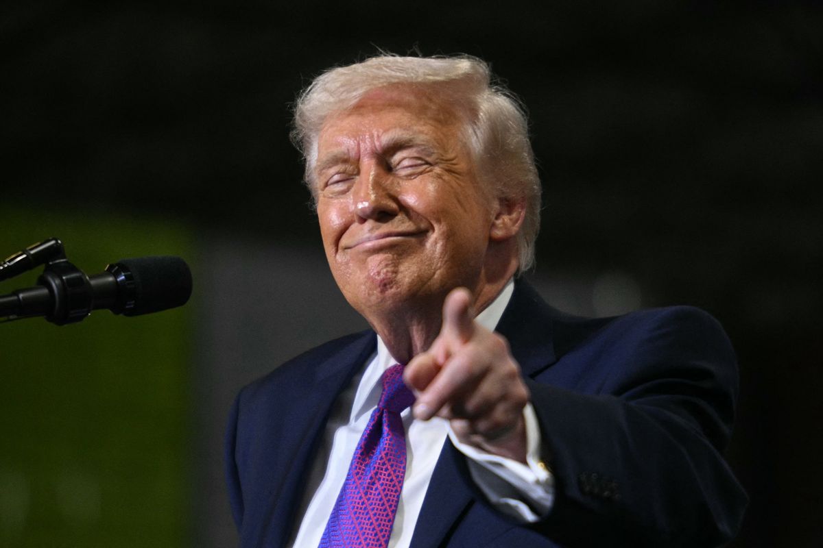 Trump Undang Pemegang Koin Meme, Nilai Token Justru Anjlok