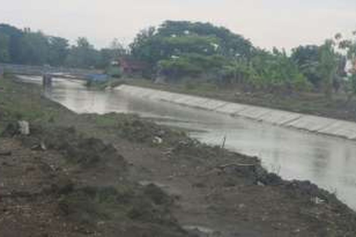 Waduk Kedung Ombo, Jawa Tengah, sedang dalam proses pengerjaan perbaikan atau rehabilitasi. Saat ini perkembangan peerbaikan sudah mencapai 35 persen.