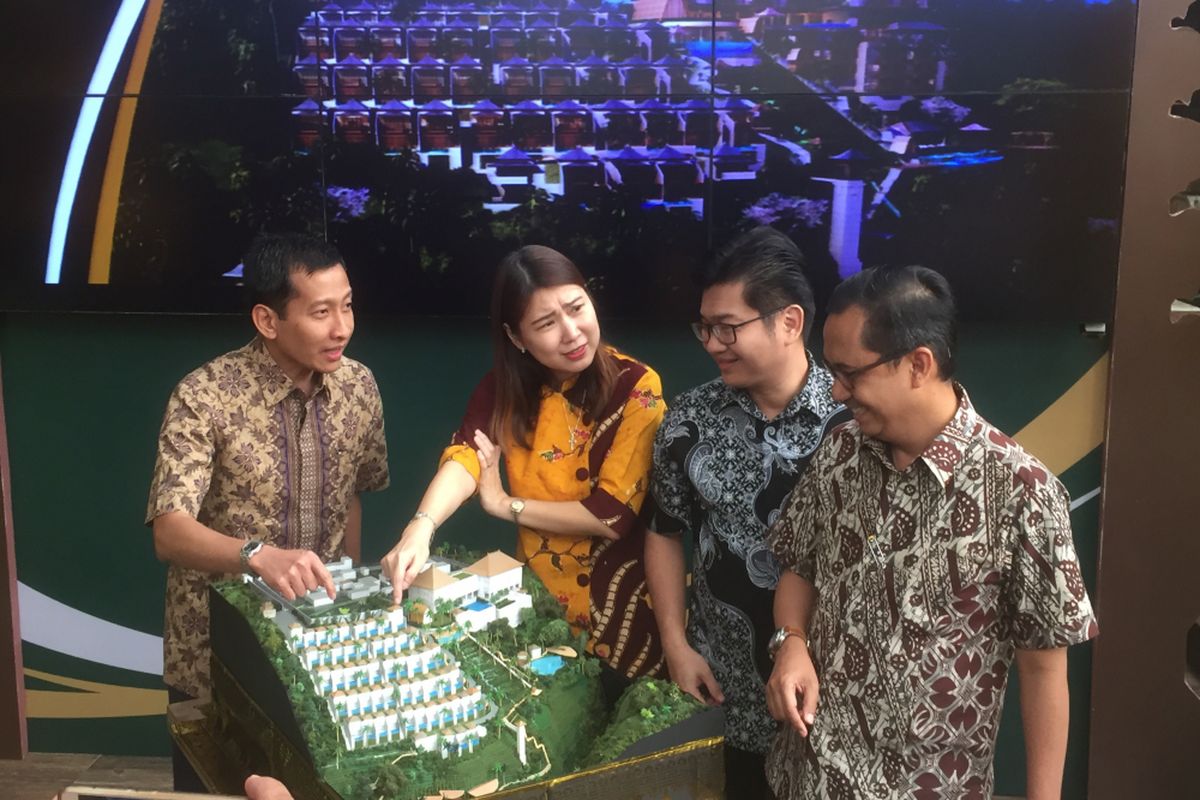 Jajaran direksi PT Metropolitan Land Tbk saat mengenaklan Royal Venya Ubud di Jakarta, Rabu (15/11/2017).