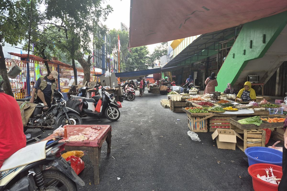 Sehari Tertib Saat Prabowo Datang, Pasar Palmerah Kembali Semrawut