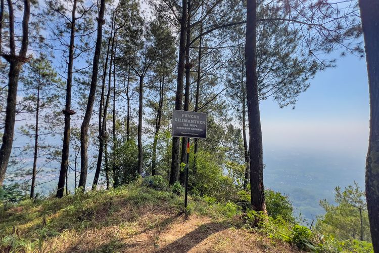 Harga Tiket Pendakian Puncak Gilimantren di Gunung Giyanti Magelang, Mahal?