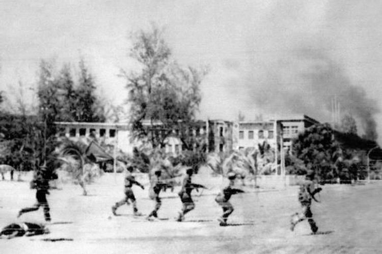 Perang Kamboja-Vietnam yang kemudian membawa Khmer Merah menguasai Kamboja