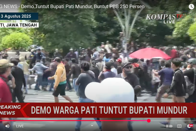Demo Pati Ricuh, Satu Wartawan Sesak Napas dan Dilarikan ke Rumah Sakit karena Gas Air Mata