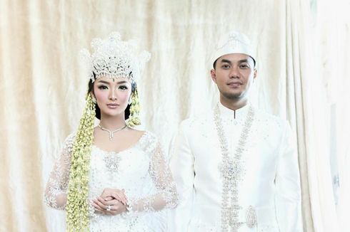 Rancang Baju Pernikahan, Ivan Gunawan Merinding Dengar Kabar Bahagia Zaskia Gotik dan Sirajuddin Mahmud