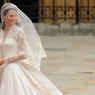Sarah Burton Tinggalkan Alexander McQueen, Simak 7 Rancangan Ikoniknya