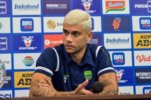 Gaya Rambut Baru Ciro Alves Membuka Kenangan Luis Milla soal Piala Dunia 1998