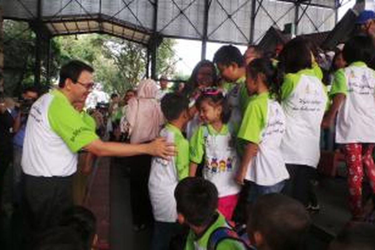 Gubernur DKI Jakarta Basuki Tjahaja Purnama merayakan Hari Anak Nasional (HAN) 2015 tingkat Provinsi DKI Jakarta di Dunia Fantasi, Jakarta, Rabu (26/8/2015). 