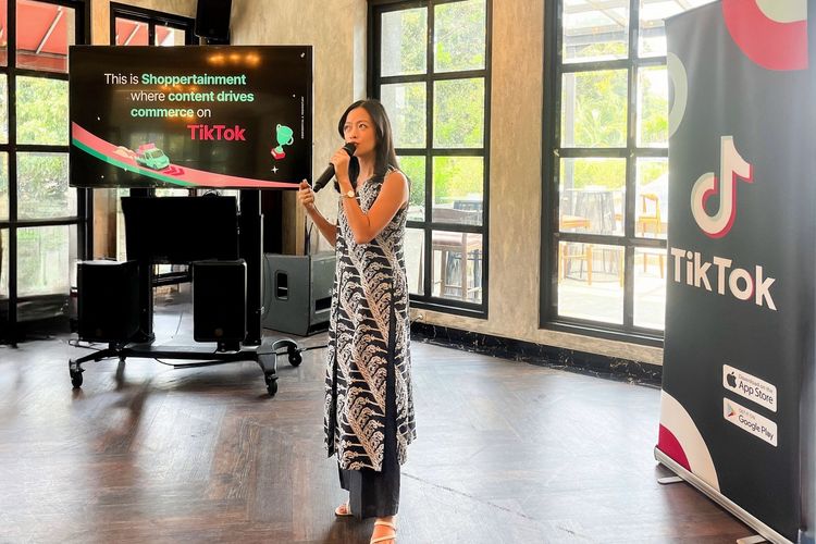  Sitaresti Astarini, Head of Business Marketing, TikTok Indonesia dalam acara Mega Sales Insight - Media Interactive Briefing 2024