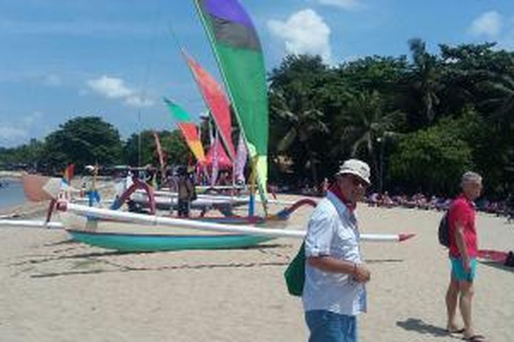 Pantai Mertasari di Sanur, Bali, Minggu (12/4/2015).