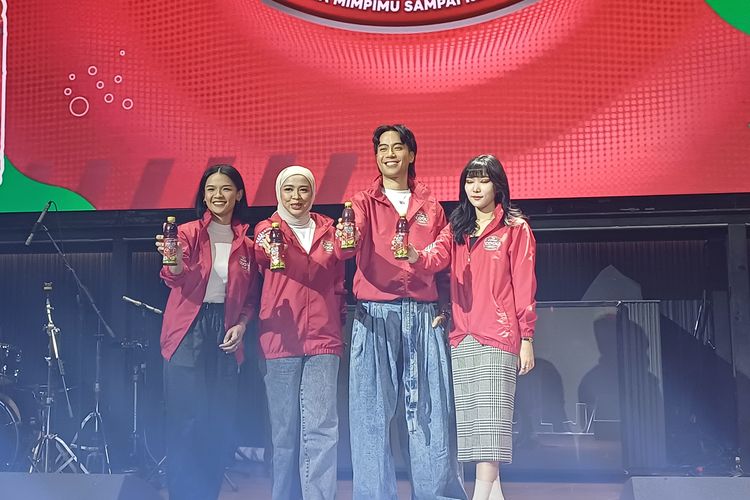 Jadi Juri Pucuk Cool Jam 2024, Isyana dan Vidi Beri Tips agar Tidak Grogi di Atas Panggung