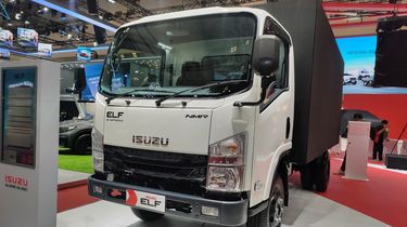 Bukan Hanya Merek India, Agrinas Deal 900 Unit Truk dengan Isuzu