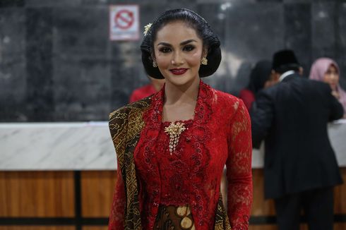 Krisdayanti Tak Izinkan Atta dan Aurel Gelar Pernikahan di GBK, Beruntung Sudah Pindah Tempat