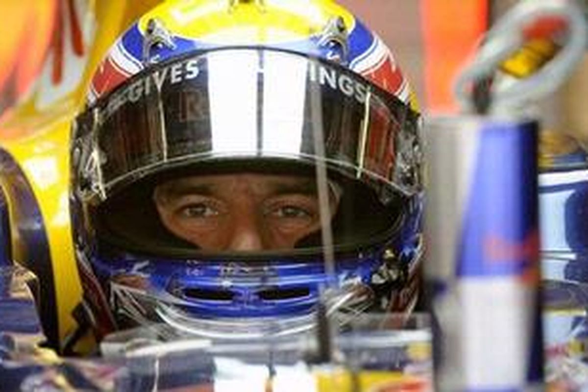 Mark Webber, meraih pole position untuk GP Spanyol, Minggu (9/5/10).