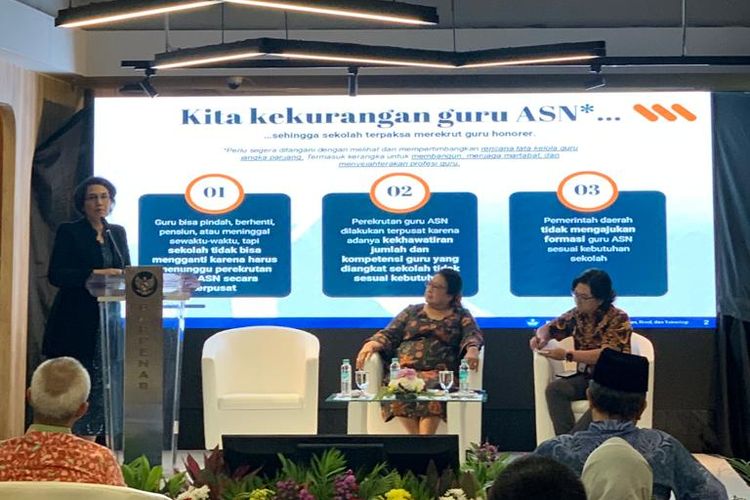 Sekjen Kemendikbud Ristek Suharti ditemui dalam acara FGD Media Expose RPJPN 2025-2045 Bidang Kesehatan dan Pendidikan di Menara Bappenas, Jakarta, pada Rabu (20/9/2023).