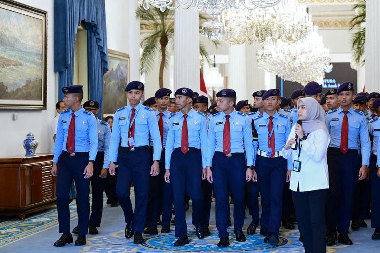 Saat Siswa Taruna Nusantara Kunjungi Istana, Dapat Wejangan dari Mensesneg hingga Menlu