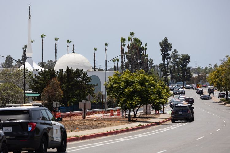 Penembakan di Masjid Terbesar San Diego AS: 3 Meninggal, 2 Pelaku Tewas di Mobil