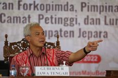 Respons Ganjar soal Survei Charta Politika Sebut Elektabilitasnya Ungguli Prabowo dan Anies