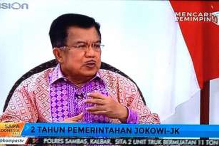 Wakil Presiden Jusuf Kalla saat berbincang dengan Kompas TV terkait dua tahun capaian pemrintahan Jokowi-JK.