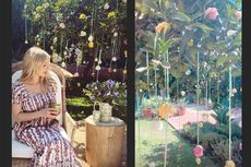 Emma Roberts Tampil Anggun dengan Gaun Floral Tory Burch 