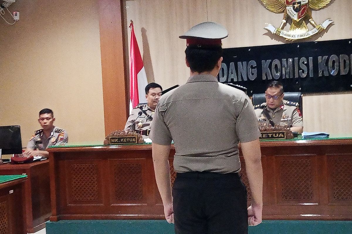 Dipecat karena Bunuh Bayi, Ade Kurniawan Tetap Ingin Jadi Polisi