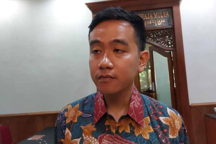 Wali Kota Solo sekaligus bakal calon wakil presiden, Gibran Rakabuming Raka di Solo, Jawa Tengah, Senin (13/11/2023).