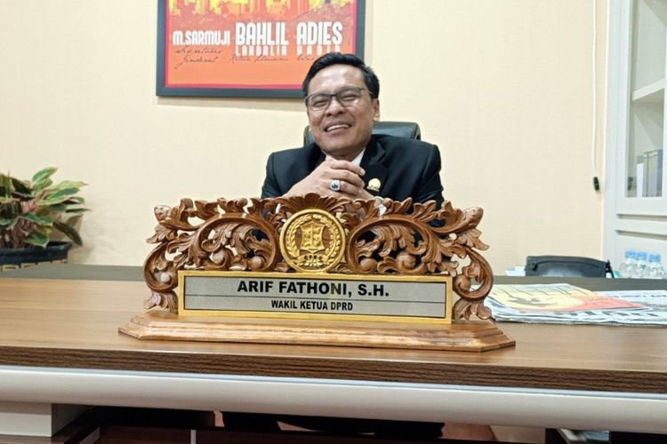 Wakil Ketua DPRD Surabaya Arif Fathoni.