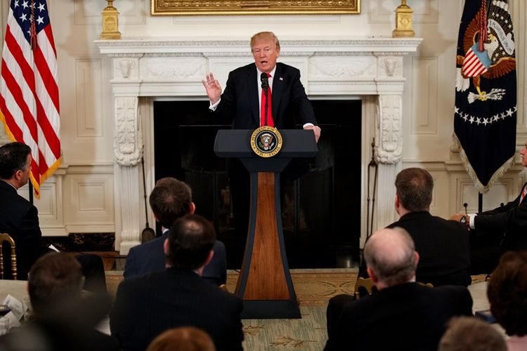 Presiden Amerika Serikat Donald Trump ketika berbicara di depan 35 gubernur negara bagian Senin (26/2/2018).