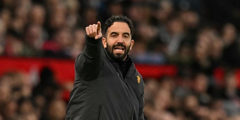 Pelatih Manchester United, Ruben Amorim, saat menukangi klub di musim Premier League 2025-2026.
