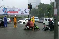 Jakarta Diguyur Hujan Deras, Sejumlah Ruas Jalan Tergenang 