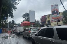 Simpang Warung Jambu Arah Jalan Ahmad Yani Macet Imbas Penyempitan Jembatan