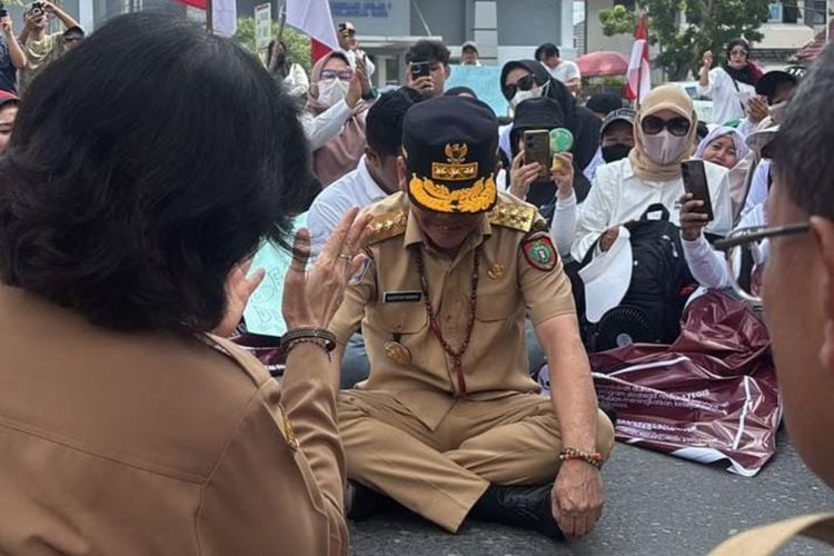 Dukungan untuk Program MBG Menggema, Gubernur Kalteng Terima Aspirasi Massa 
