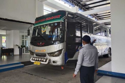 Geliat Terminal Baru di Sumbar, Ratusan Bus Datang ke Terminal Anak Aia Padang Tiap Hari