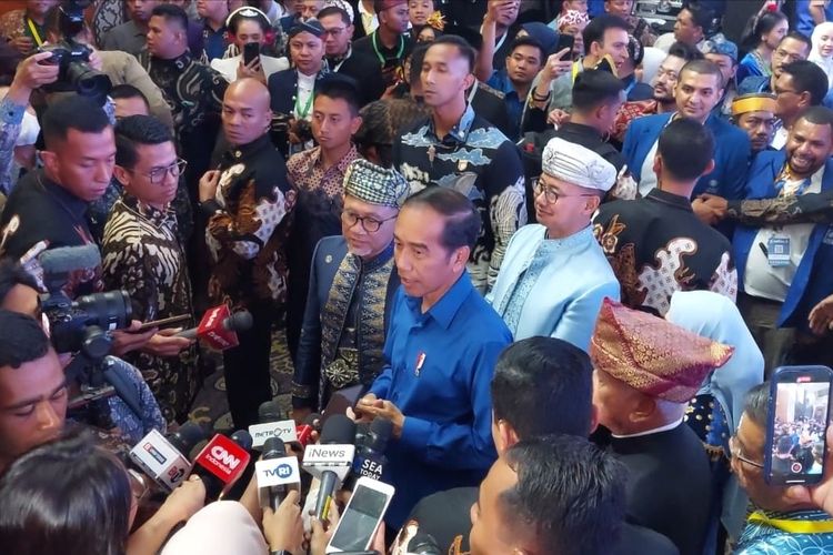 Soal Demo Tolak RUU Pilkada, Jokowi: Penyampaian Aspirasi Rakyat Sangat Baik