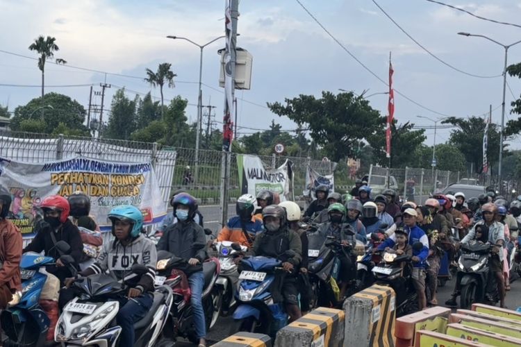 Pemudik Padati Jembatan Suramadu Lajur Roda Dua Sisi Surabaya, Dialihkan ke Jalur Mobil